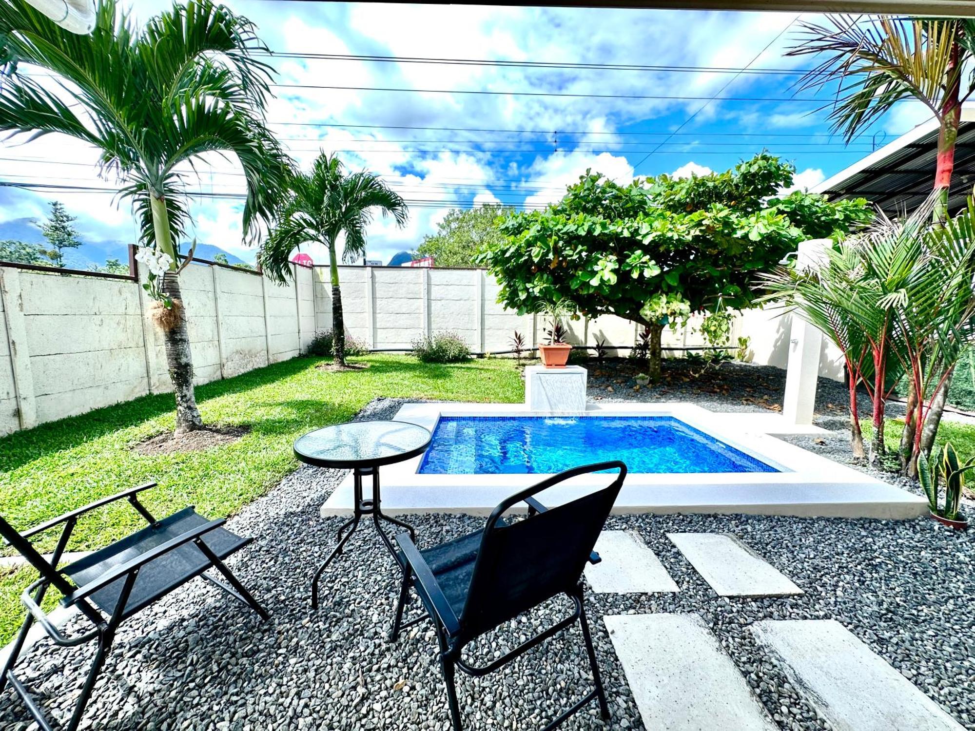 Oasis Arenal Villa Pool & Arenal Volcano View La Fortuna Eksteriør billede